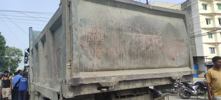 Motihari: टीपर की ठोकर से बच्चा घायल