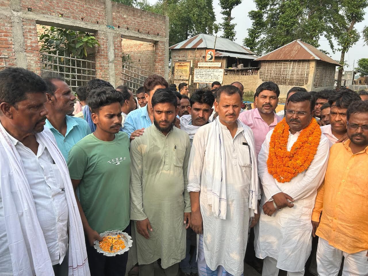 चार सड़कों का विधायक ने किया शिलान्यास