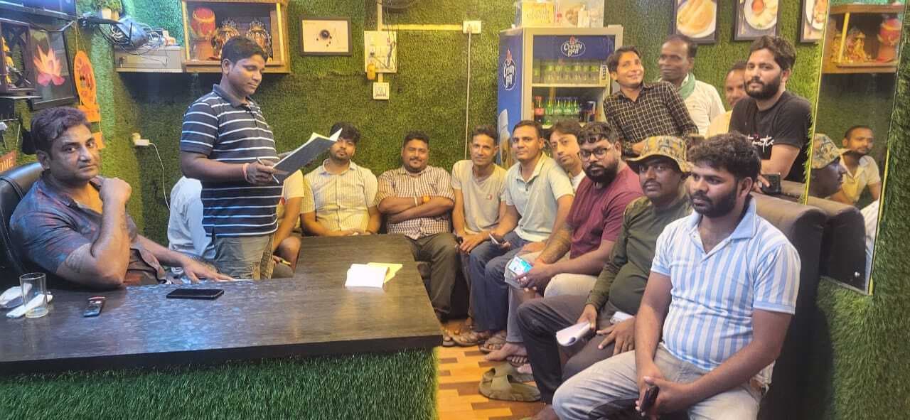 बिजली की लचर व्यवस्था को लेकर जमालपुर बंद करने का निर्णय