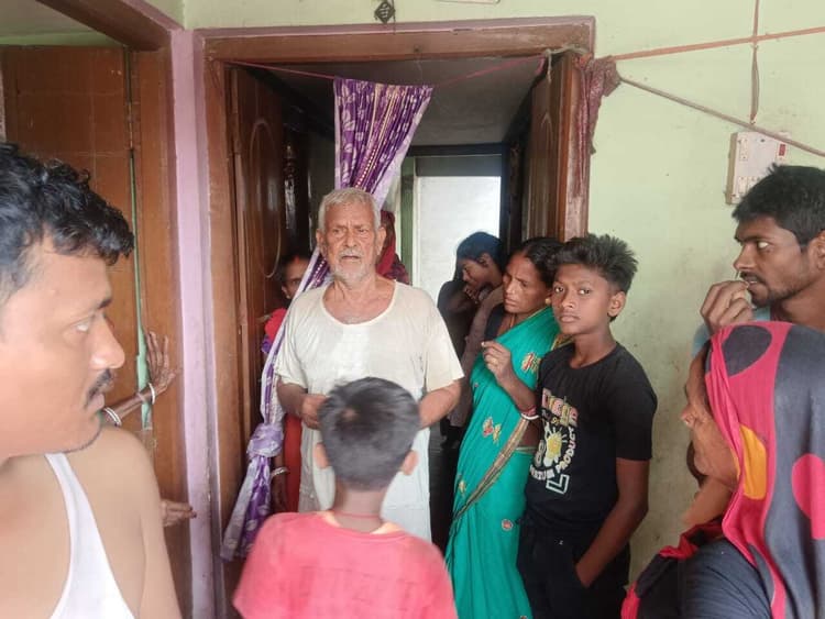 Motihari: कार ने बाइक सवार दंपती को कुचला, दोनों की मौत