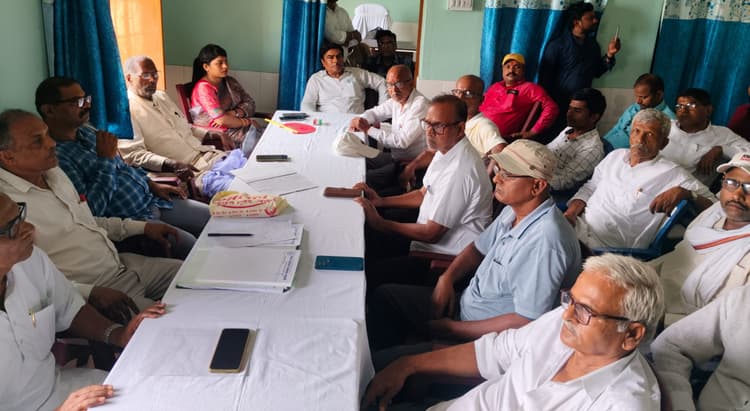 Madhubani News : 10वीं और 12वीं में उत्तीर्ण छात्र-छात्राओं को किया जाएगा सम्मानित