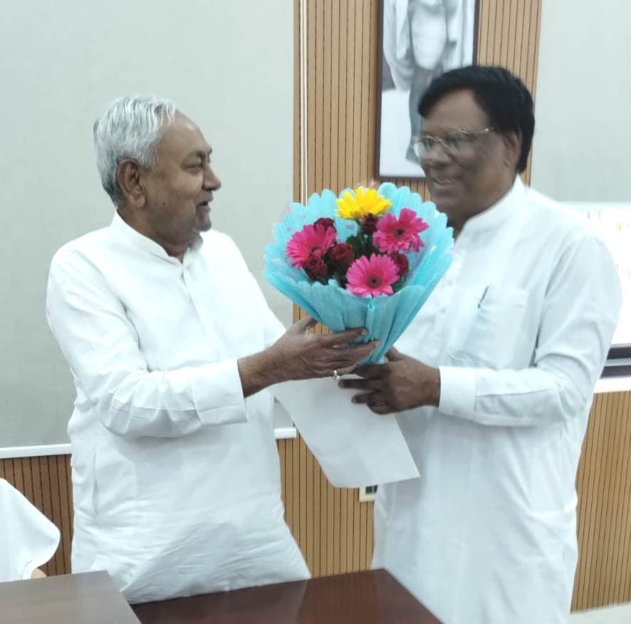 Bhagalpur news गंगा ब्रिज का निर्माण शुरू नहीं होने से कांवरिया को नहीं मिल पायेगी सुविधा