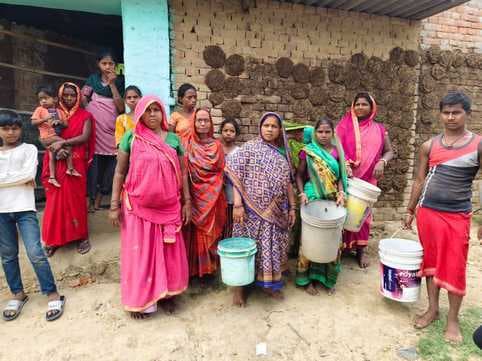 मंत्री के आदेश पर भी नहीं लगा चापाकल