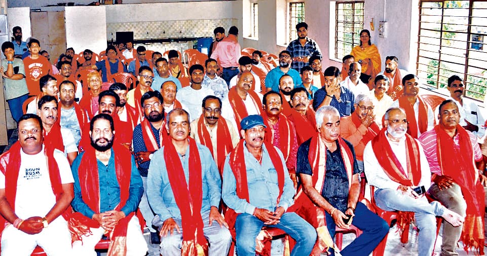 Ranchi News : रामनवमी के अखाड़ाधारियों का किया गया अभिनंदन