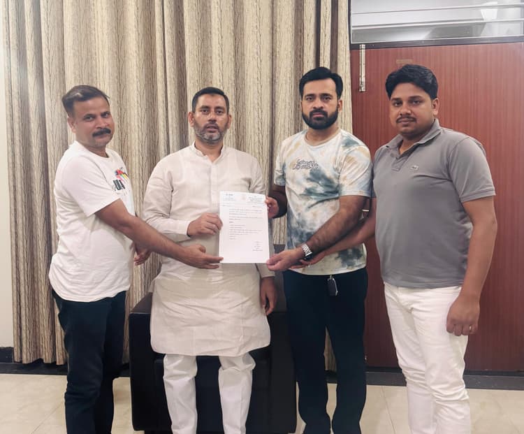 Motihari: फखरुद्दीन आलम बने विप सदस्य के रक्सौल अनुमंडल प्रतिनिधि