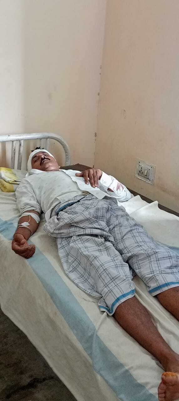 सड़क दुर्घटना में एक व्यक्ति जख्मी