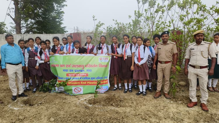 प्लास्टिक प्रदूषण गंभीर वैश्विक समस्या : रजनीश कुमार