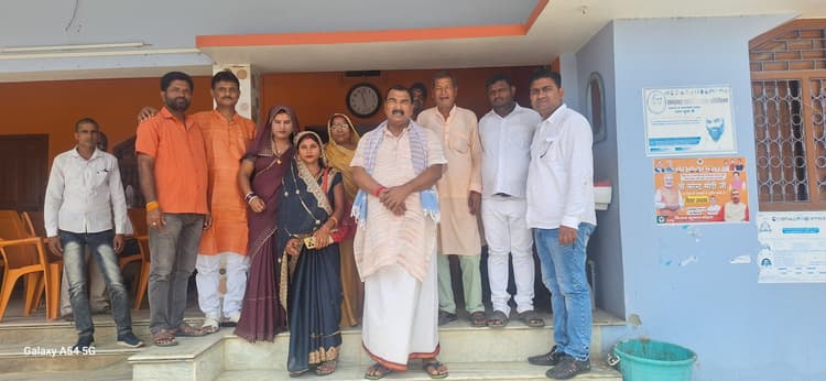 आपदा प्रबंधन मंत्री से मिले भाजपा जिलाध्यक्ष