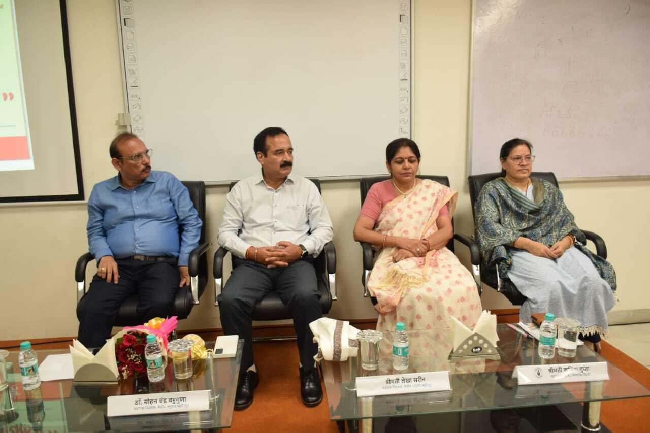 ranchi news : रांची स्थित सीसीएल में हिंदी अनुवाद प्रशिक्षण और रचनात्मक प्रतियोगिता का आयोजन