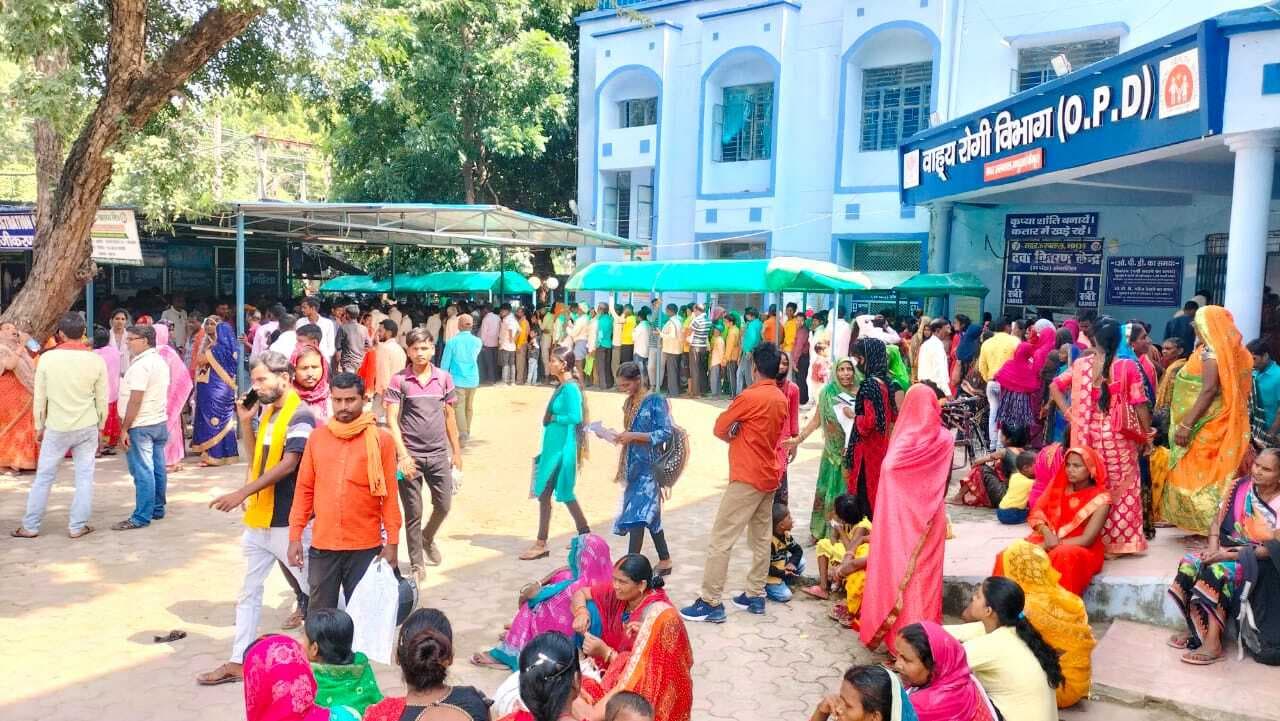 सदर अस्पताल : गंभीर मरीजों कर दिये जाते रेफर