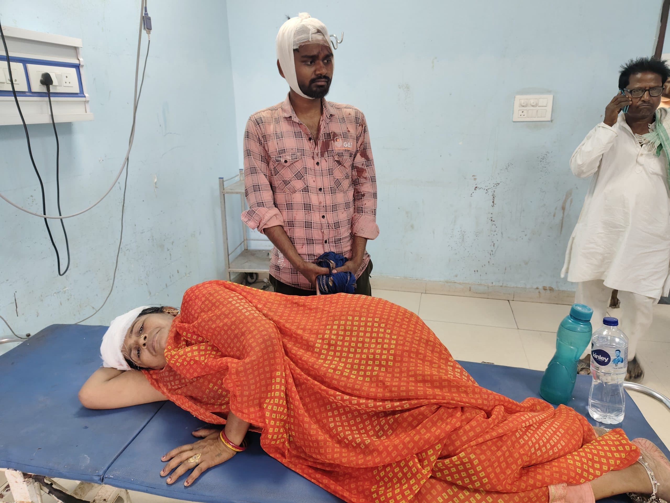 आम तोड़ने के विवाद में दो पक्षों के बीच मारपीट, आधा दर्जन जख्मी