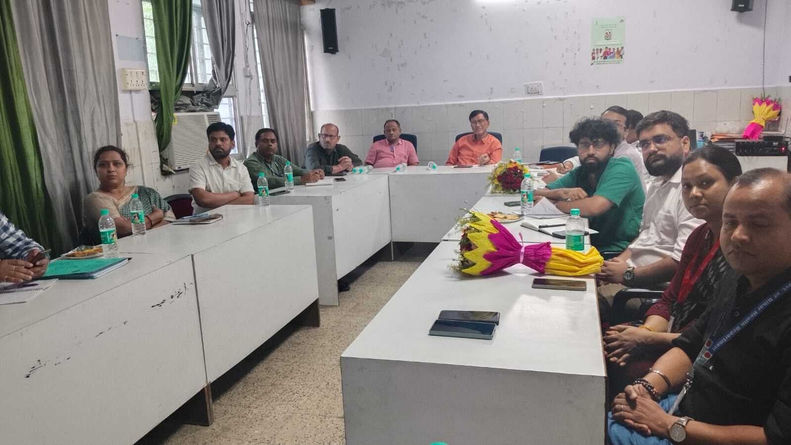 सीइजीआइएस टीम ने सदर अस्पताल का किया गया भ्रमण