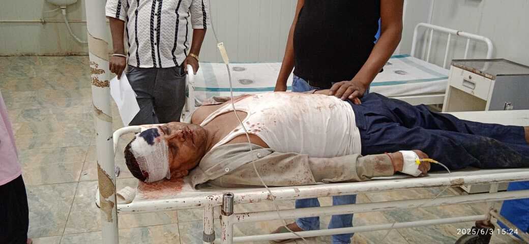 Bettiah : बस व पिकअप की भिड़ंत में आधा दर्जन यात्री जख्मी, एक रेफर