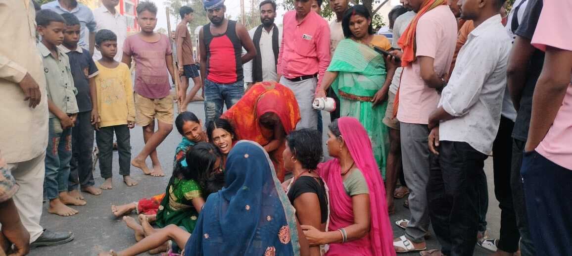 अकबरपुर में सड़क दुर्घटना में बच्चे की मौत