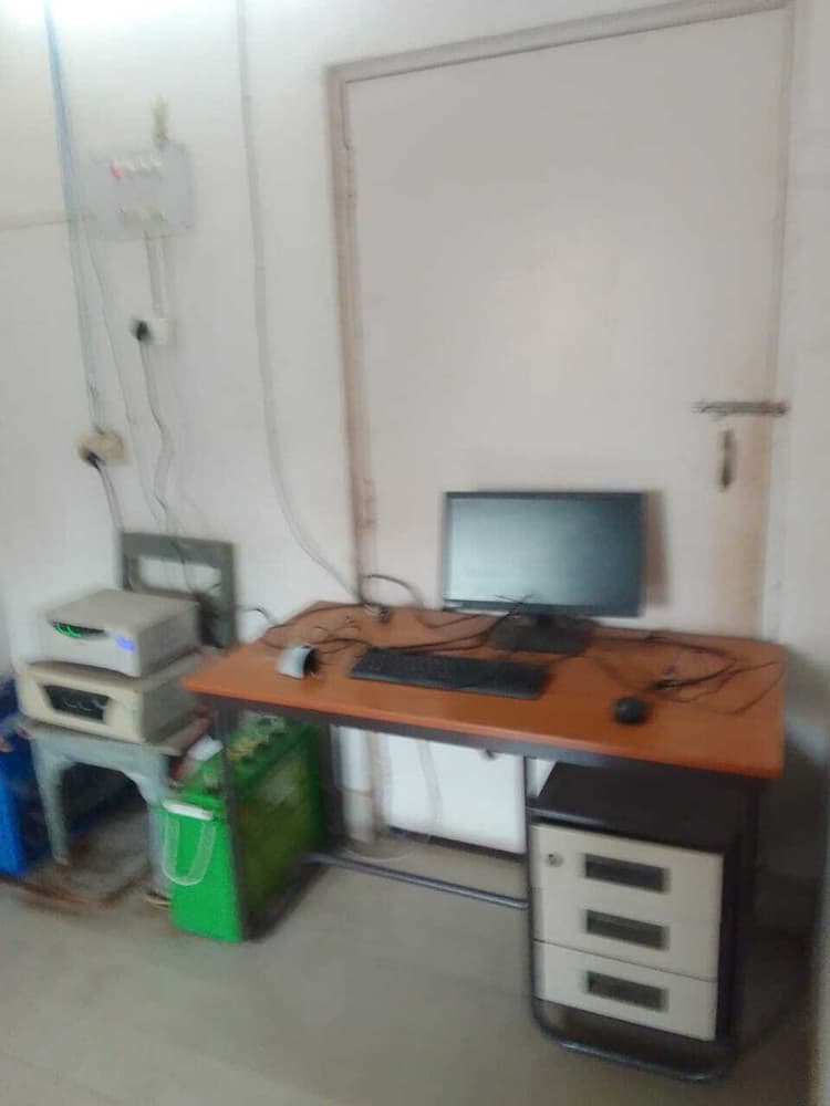 Chaibasa News : केयू के बायोमेट्रिक सिस्टम फेल, दो दिनों से कर्मी नहीं बना पा रहे हाजिरी