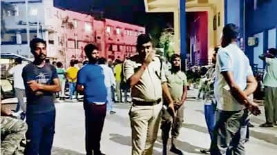 क्रिकेट खेलने के विवाद में युवक की पीट-पीटकर हत्या, छोटे भाई को बचाने में गंवायी जान