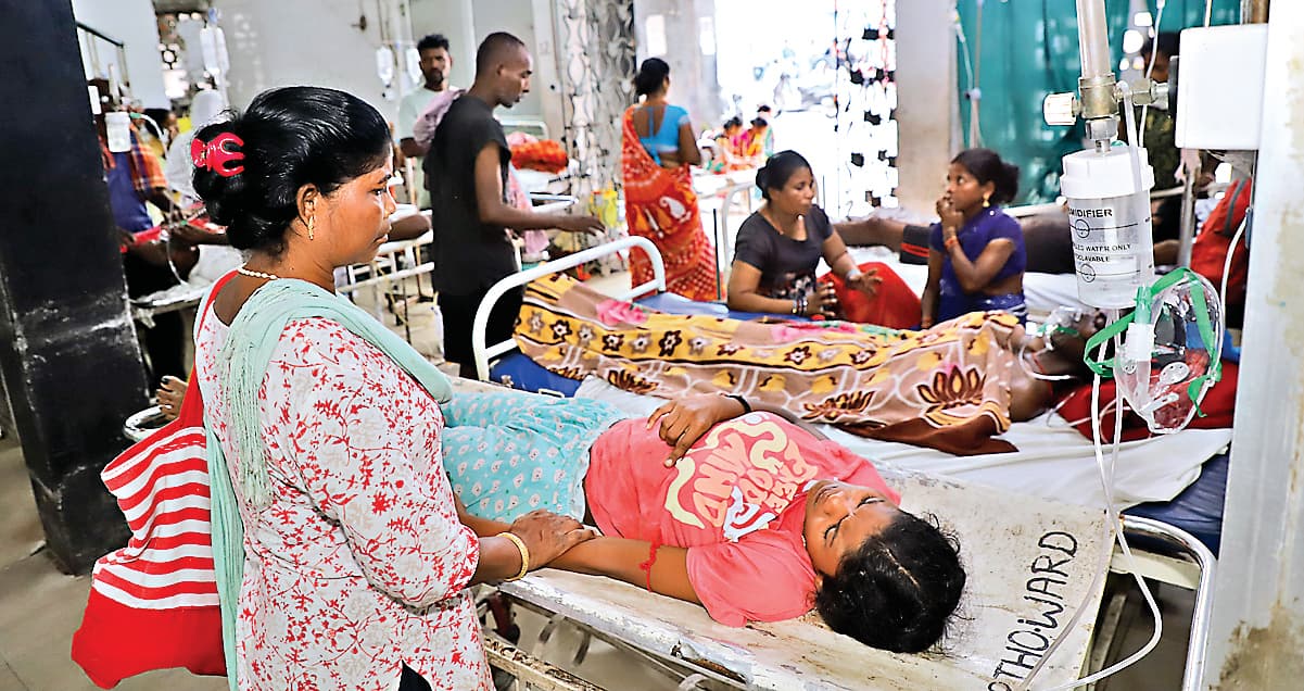 Jamshedpur News : सर्जरी व ऑर्थो में भर्ती बंद होने से मरीजों की बढ़ी परेशानी, किया जा रहा रेफर