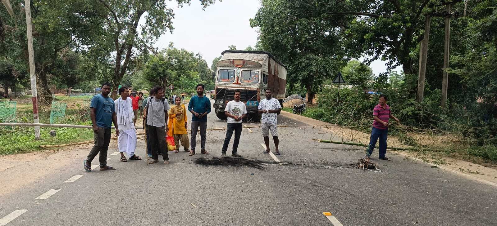झारखंड बंद का खूंटी और कर्रा में व्यापक असर