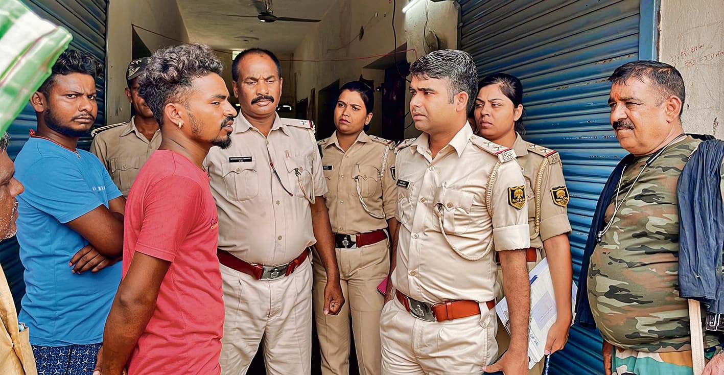 Jehanabad : निजी क्लिनिक में ऑपरेशन के दौरान महिला की गयी जान, परिजनों ने जमकर किया हंगामा