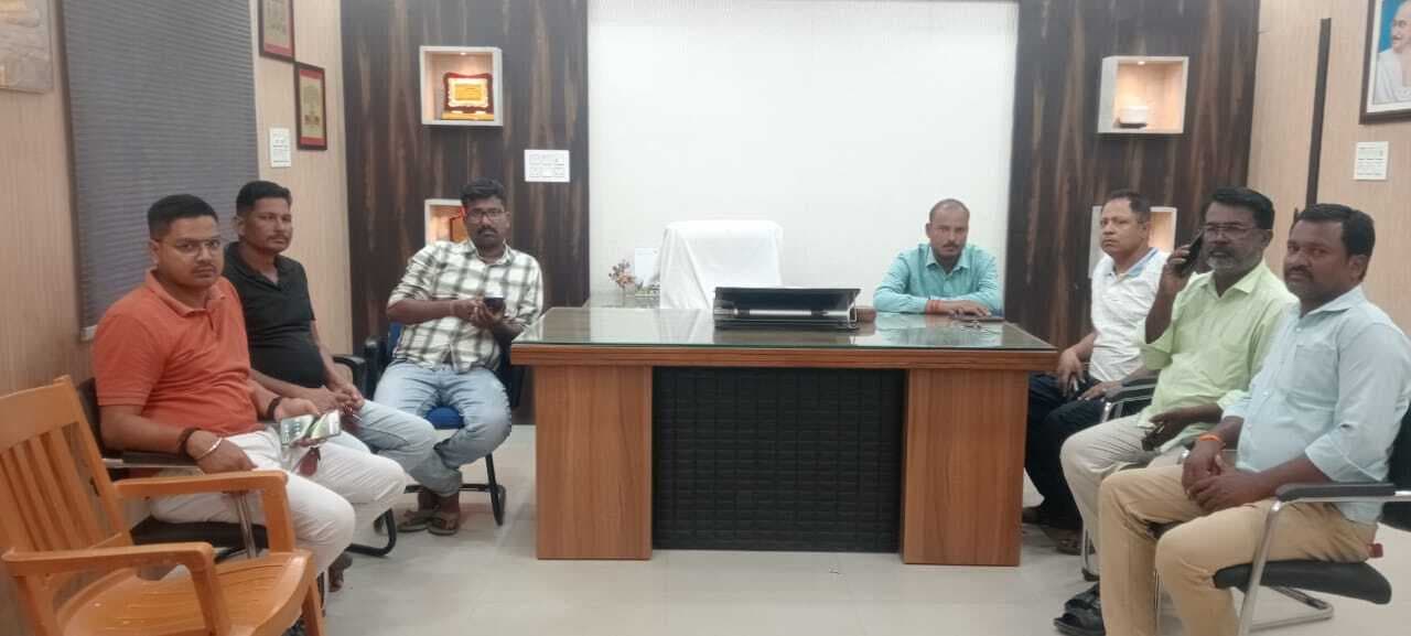 मुख्य पार्षद के खिलाफ आपत्तिजनक टिप्पणी करने वाले पर कार्रवाई की मांग