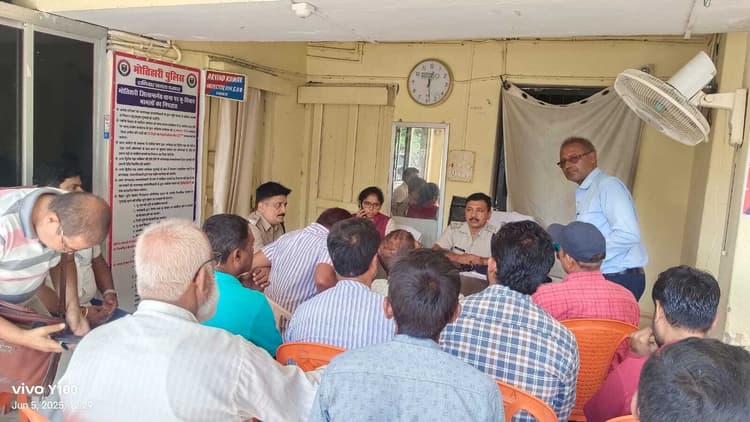 Motihari: बकरीद को लेकर शांति समिति की हुई बैठक