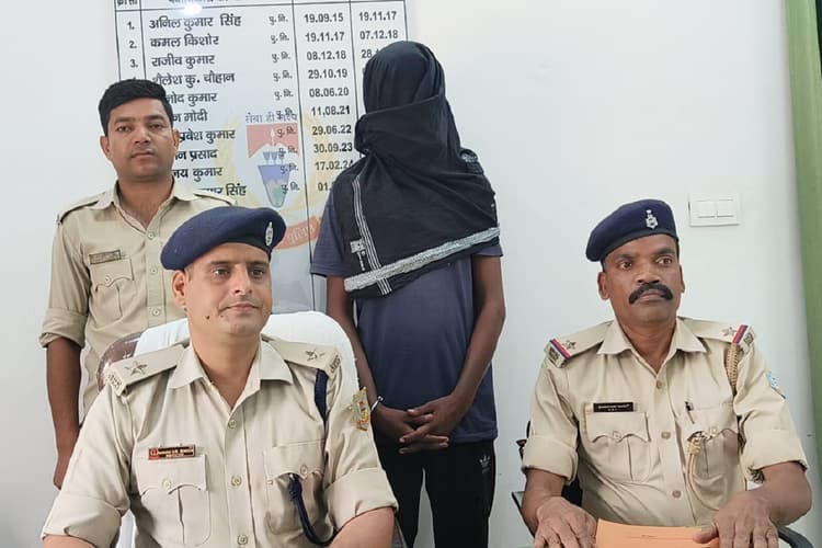 Bokaro News : 24 घंटे के अंदर पिकअप वैन बरामद, आरोपी गिरफ्तार
