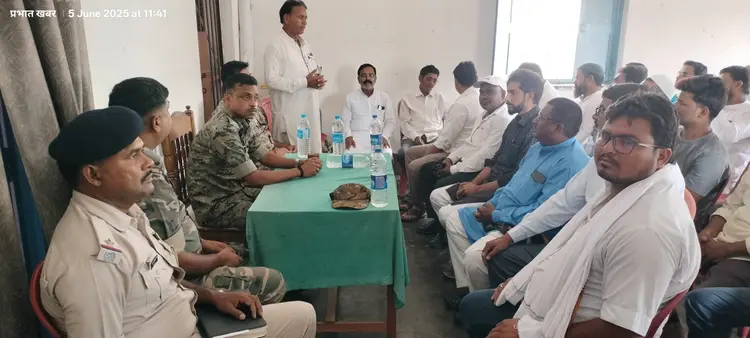 Giridih News :सांप्रदायिक सौहार्द्र बिगाड़ने पर होगी कार्रवाई : इंस्पेक्टर