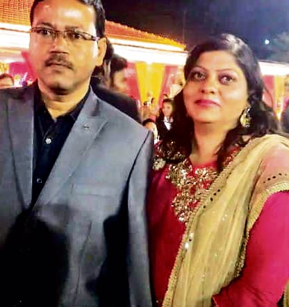 Jamshedpur News : ट्रेन की चपेट में आये घायल कारोबारी की मौत, पत्नी का काटना पड़ा एक हाथ