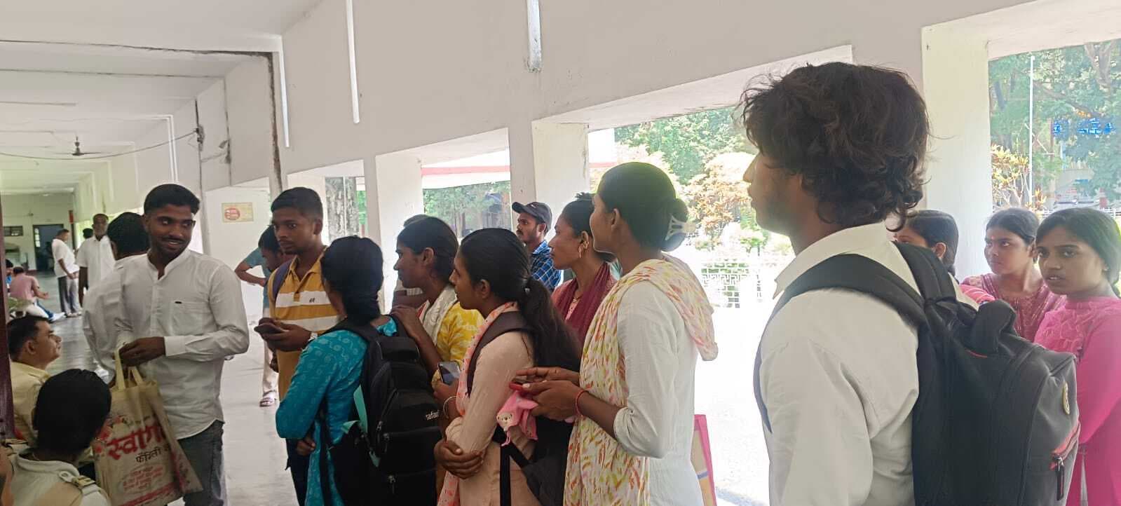 चौकीदार नियुक्ति में 51 पद रह गये रिक्त, 10 जून को मिलेगी अपडेट : एसी