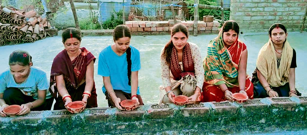 Bhagalpur news कटाव के मुहाने पर छह गांवों की 50 हजार की आबादी