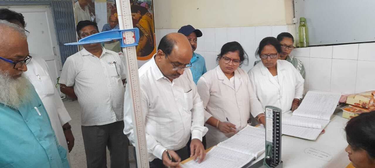 सुरक्षित मातृत्व की ओर एक मजबूत कदम: जिले के सभी स्वास्थ्य केंद्र में हुआ प्रसव पूर्व जांच शिविर का आयोजन