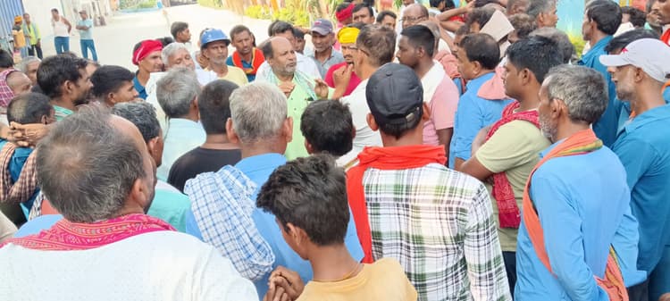 करेंट लगने से कर्मचारी की मौत