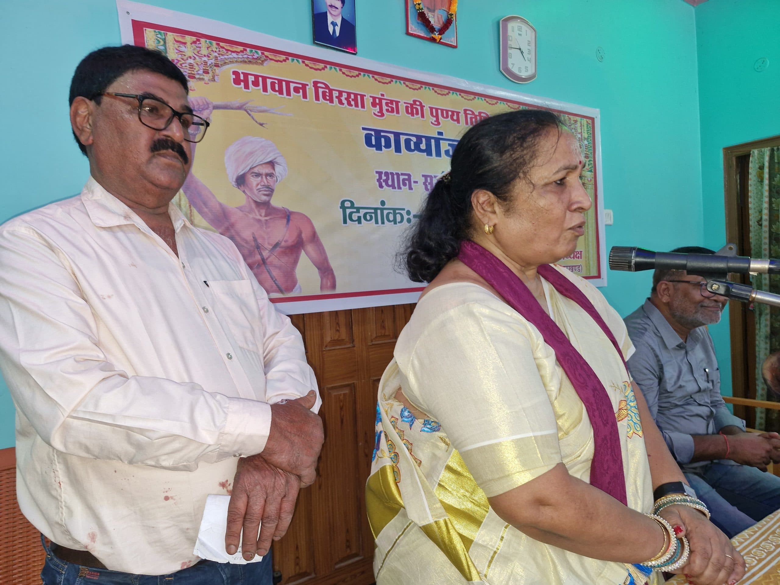 गांव की खूबसूरती बताती कविता ने किया रोमांचित, निर्दलीय विधायक बनने की इच्छा ने खूब हंसाया