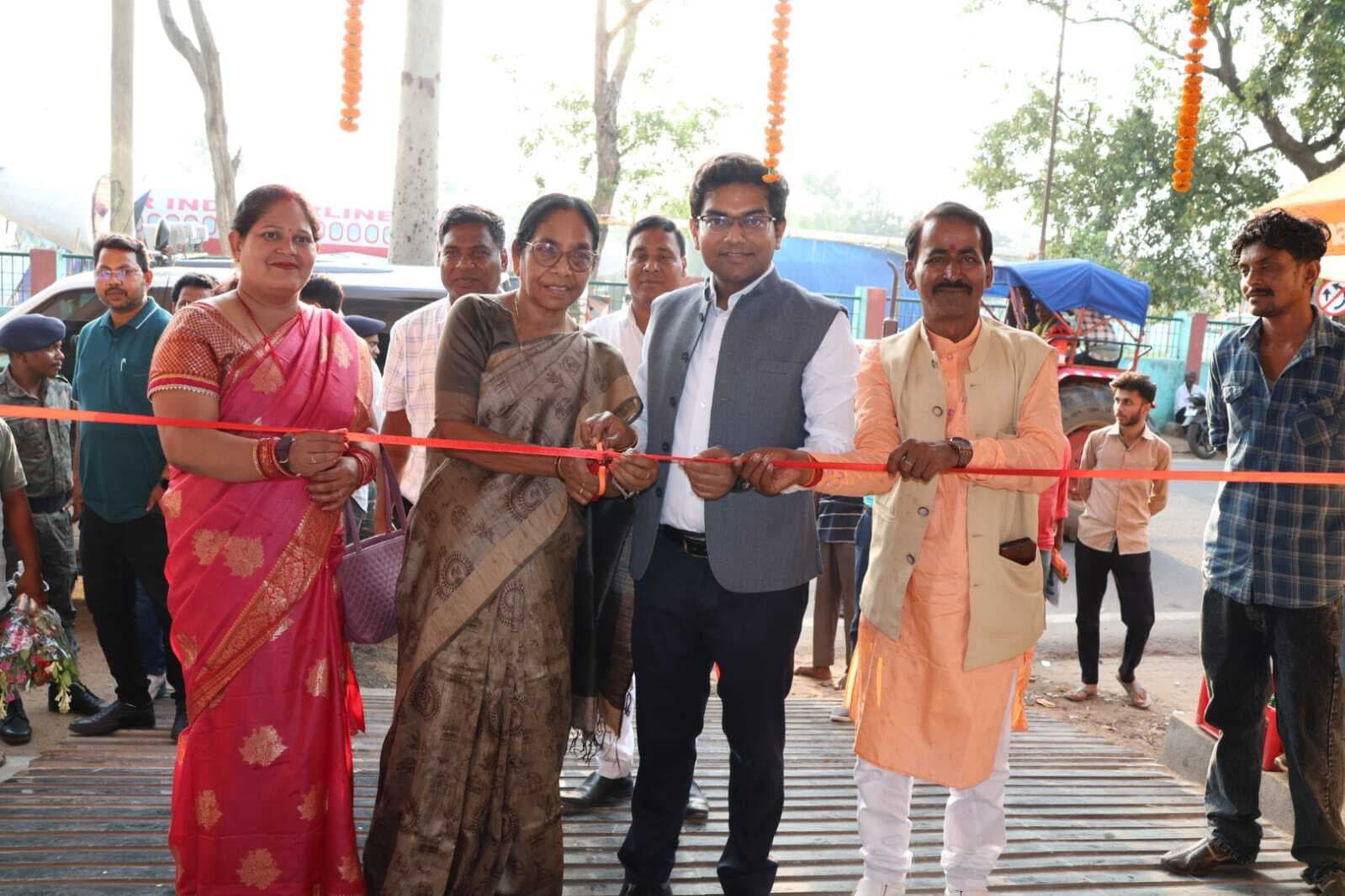 जिला परिषद से बनवाये गये दो बहुद्देशीय भवनों का हुआ उदघाटन