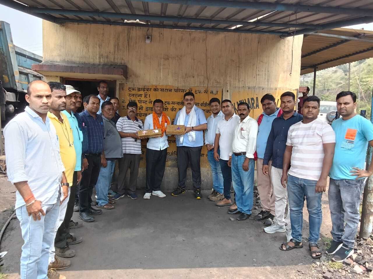 Bokaro News : सेवानिवृत्त कोलकर्मी को दी गयी विदाई