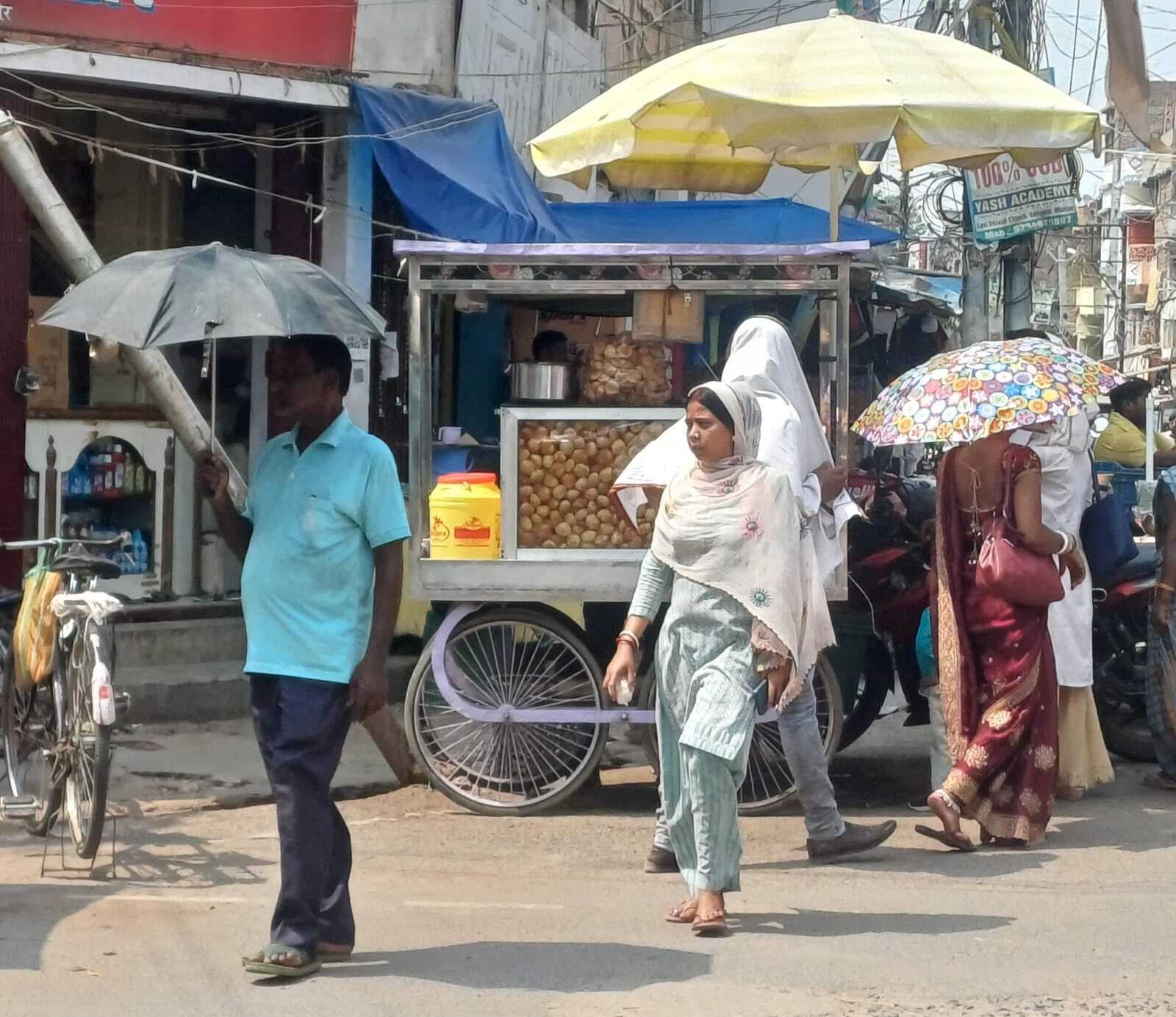 हीट वेव से झुलस रहा मुंगेर शहर, एसी में आराम फरमा रहा निगम प्रशासन