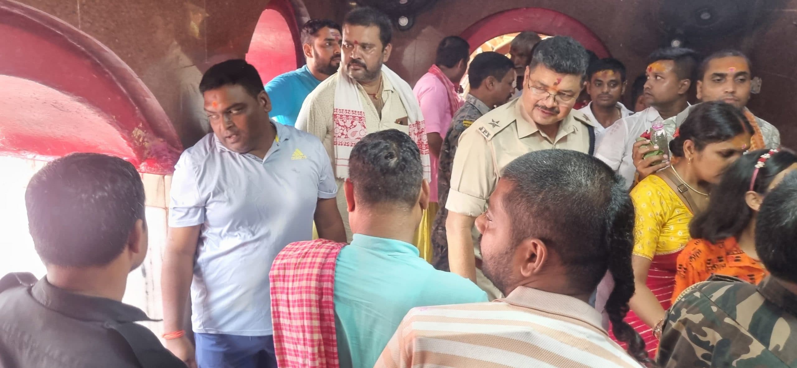 एसपी ने बासुकिनाथ मंदिर में सुरक्षा का लिया जायजा