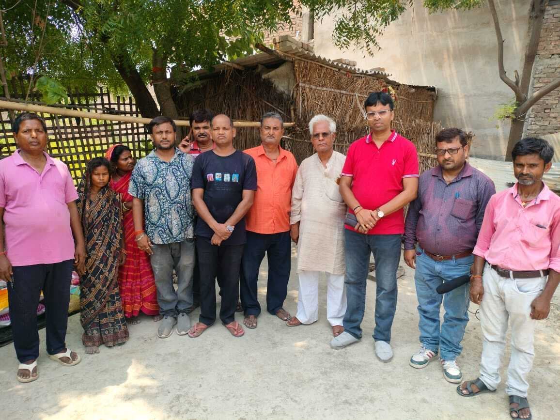 Samastipur : पीड़ित परिवार का तैलिक साहू समाज ने की सहायता