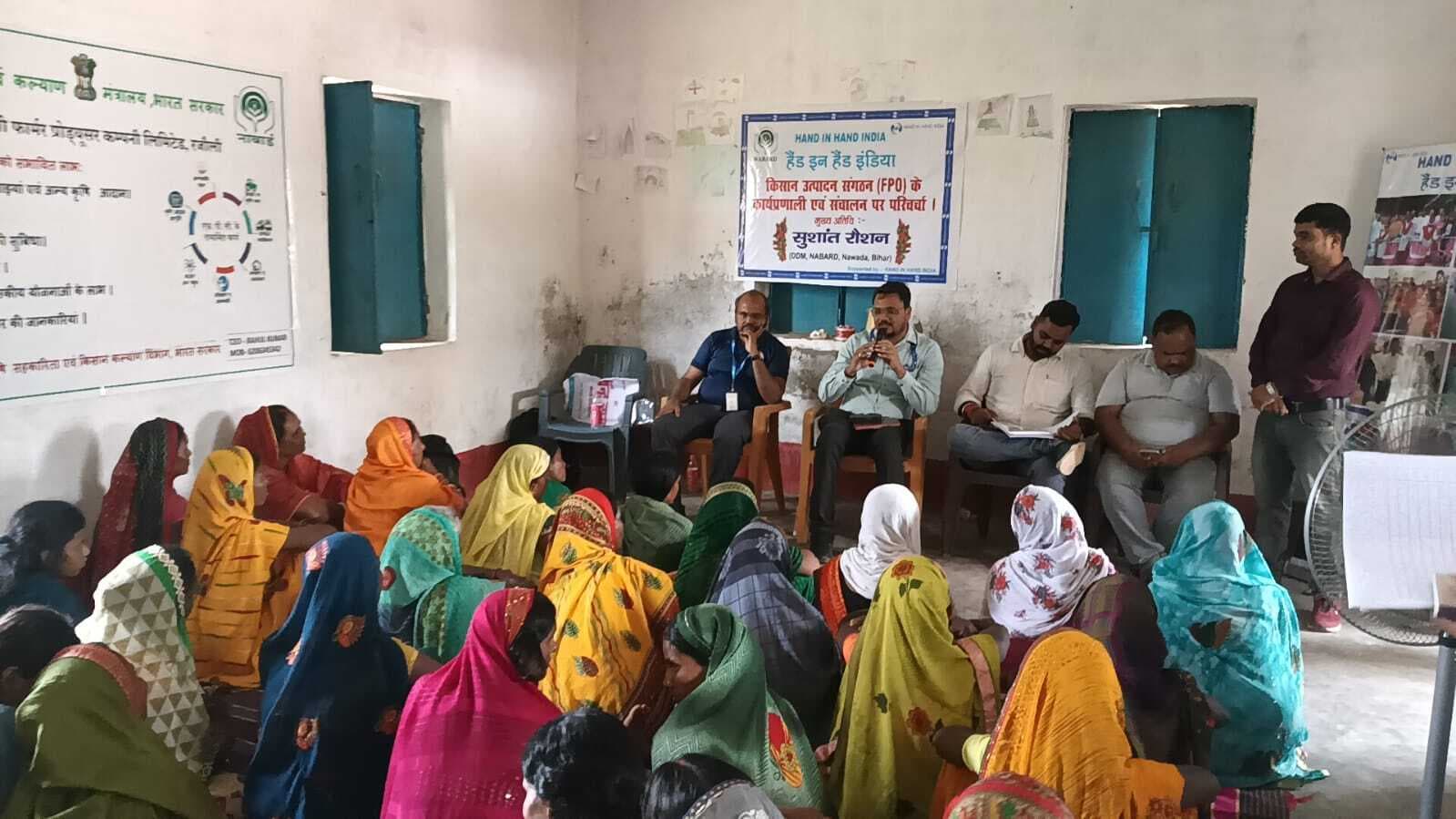 बांस शिल्प से आत्मनिर्भर बनेंगी ग्रामीण महिलाएं