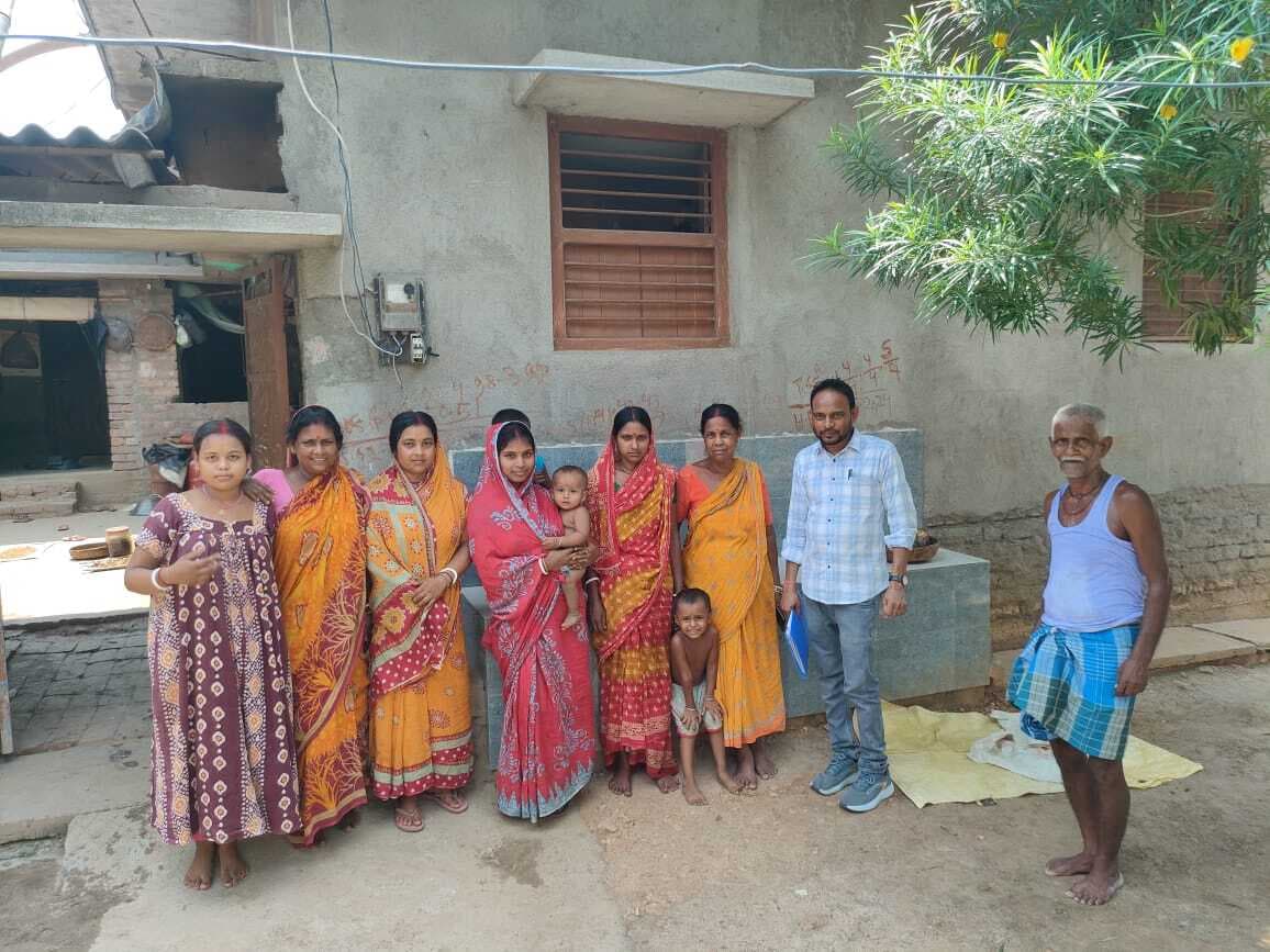 डाक विभाग से संचालित योजनाओं की दी गयी जानकारी