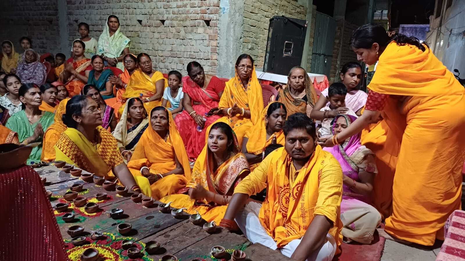 पूर्णिमा के अवसर पर दीप यज्ञ की शुरुआत