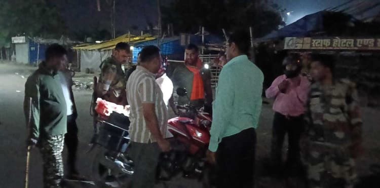 Giridih News :बगोदर पुलिस ने चलाया चेकिंग अभियान