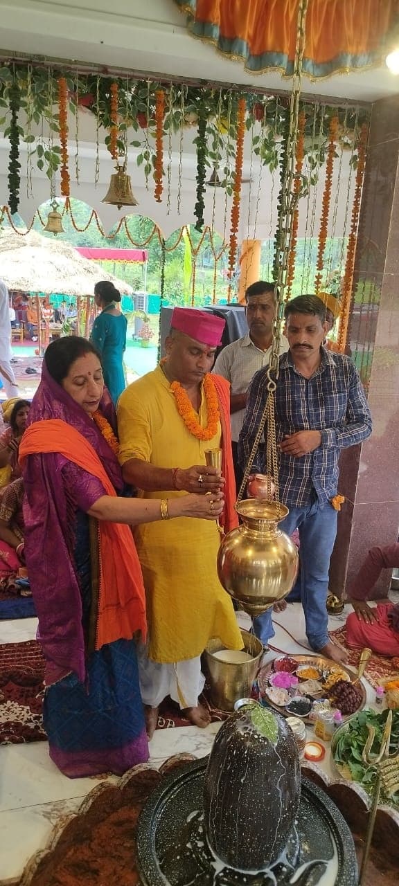 एसएसबी 19 वीं वाहिनी मुख्यालय परिसर में शिवालय स्थापित