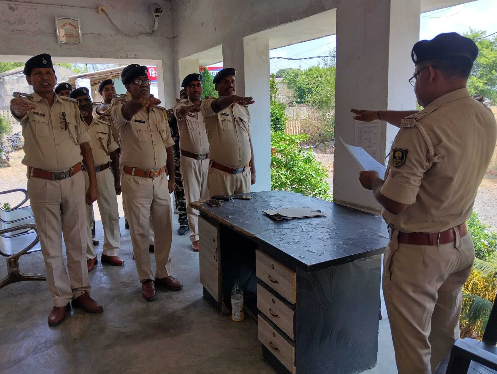 विश्व बाल श्रम निषेध दिवस पर पुलिस पदाधिकारियों ने ली शपथ