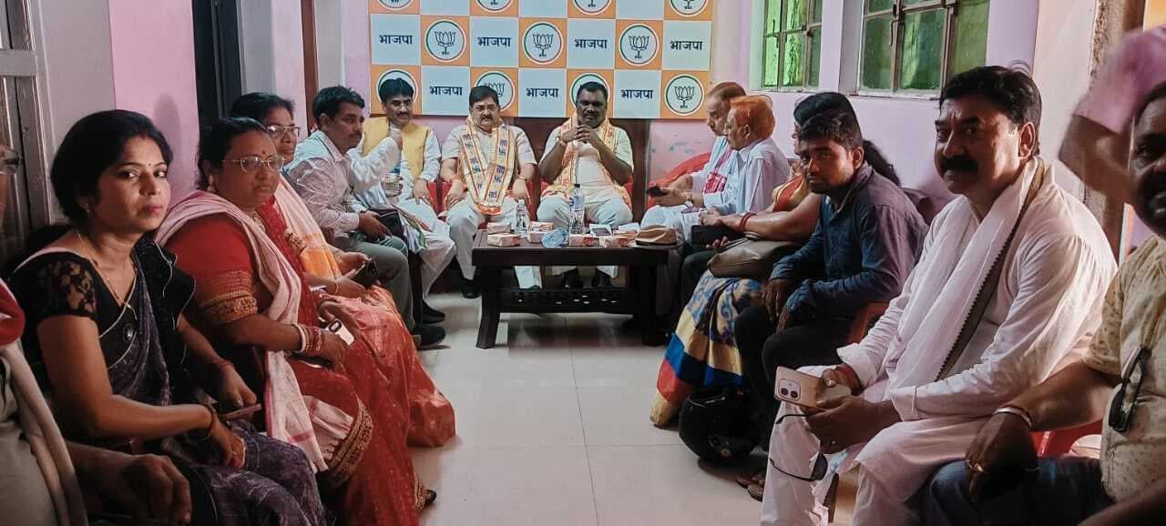 11 साल में रेलवे कनेक्टिविटी, सड़कों का बिछा जाल