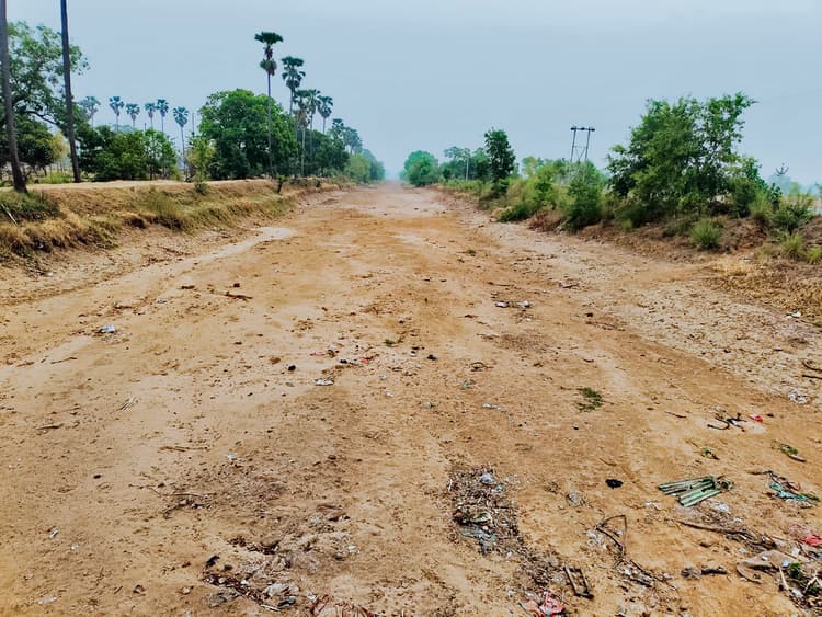 jehanabad News : रोहिणी समाप्त होने के बाद भी नहीं आया पानी