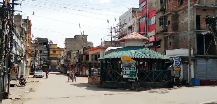 Deoghar news : ब्रांडेड कंपनी के घरैलू उपयोग में आने वाले चार लाख से अधिक मूल्य के डुप्लीकेट सामान बरामद