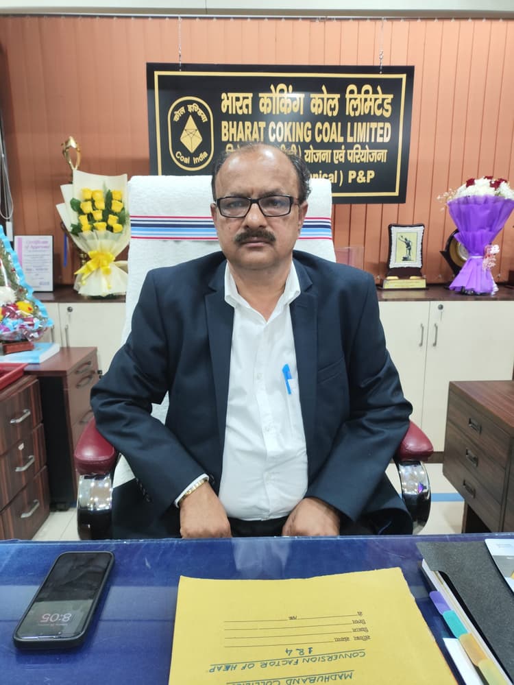 Dhanbad News : बीसीसीएल के नये सीएमडी होंगे मनोज, कहा- कंपनी को आर्थिक रूप से सुदृढ़ बनाना व श्रमिक हितों का ध्यान रखना प्राथमिकता
