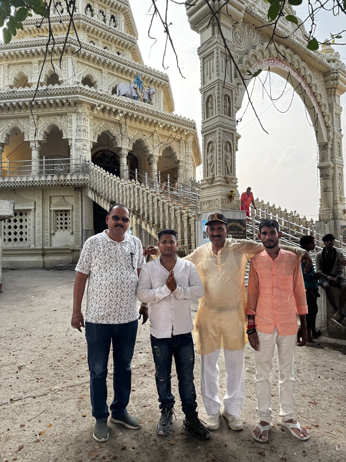 बाबा विशु राउत की महिमा पर एल्बम बनायेंगे लोक गायक मिथुन महुआ