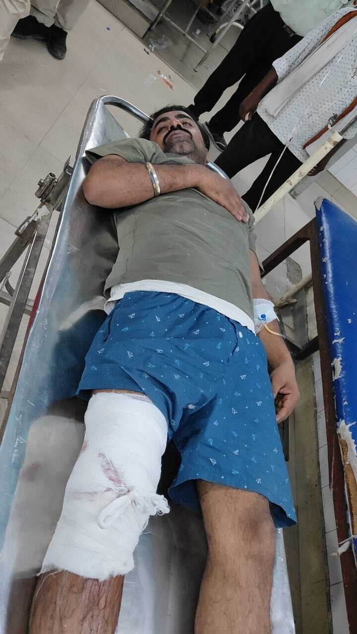 hajipur news. रंगदारी मामले में गिरफ्तार करने पहुंची पुलिस पर बदमाशों ने चलायी गोली, जवाबी कार्रवाई में एक जख्मी